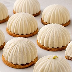 Etekli Dome Silikon Pasta ve Kek Kalıbı 12'li - CESİL (1)